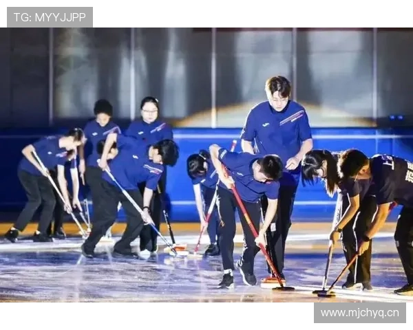 以冰雪运动为引领推动全民健身与产业融合发展的新时代探索路